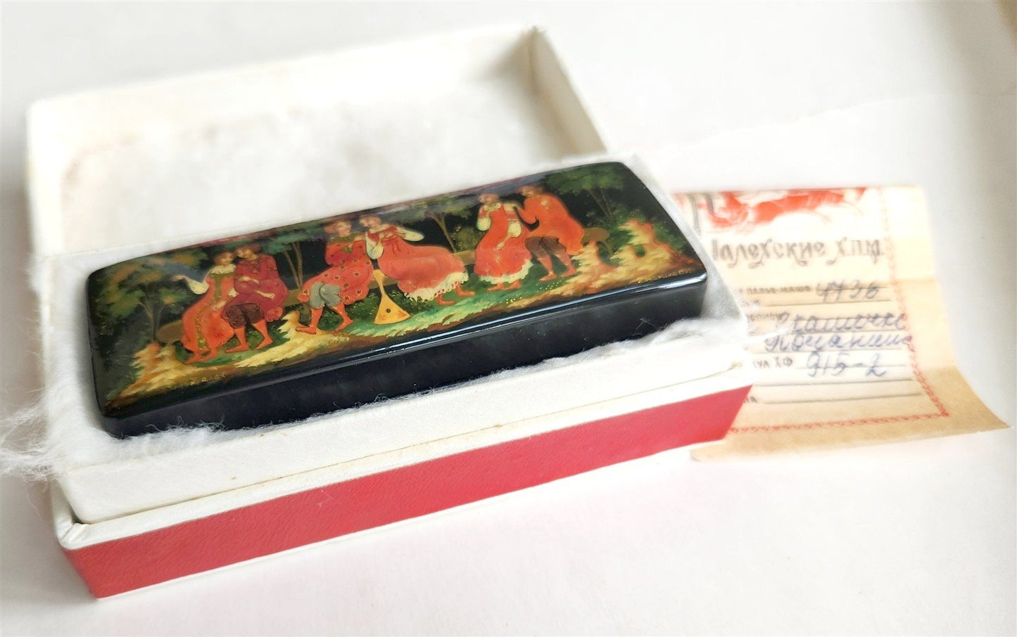 RUSSIAN PALEKH SCHOOL 1985 HANDPAINTED LACQUER BOX VILLAGE NIGHT vintage SIGNED