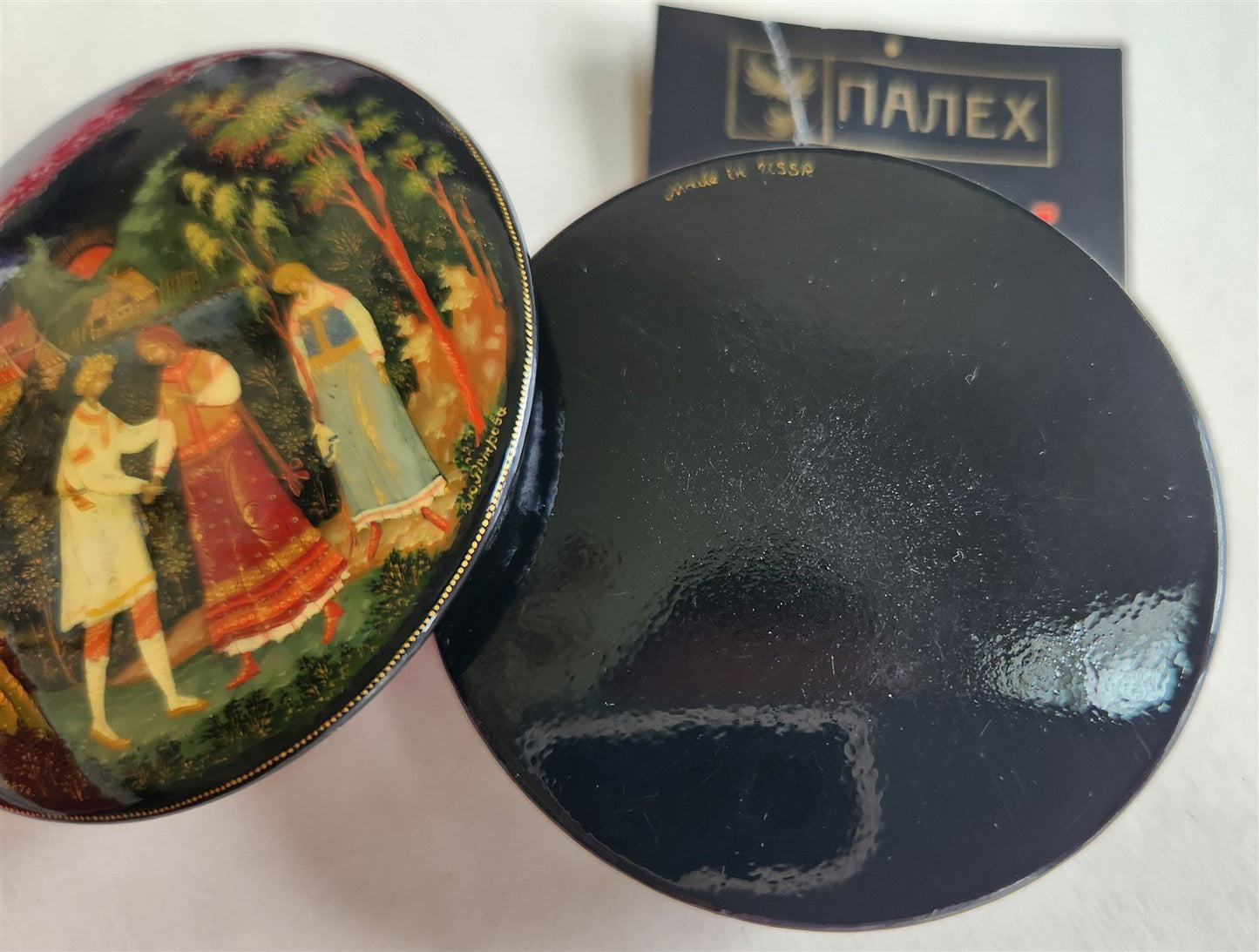 RUSSIAN PALEKH SCHOOL 1987 HANDPAINTED LACQUER BOX SNOW MAIDEN vintage SIGNED