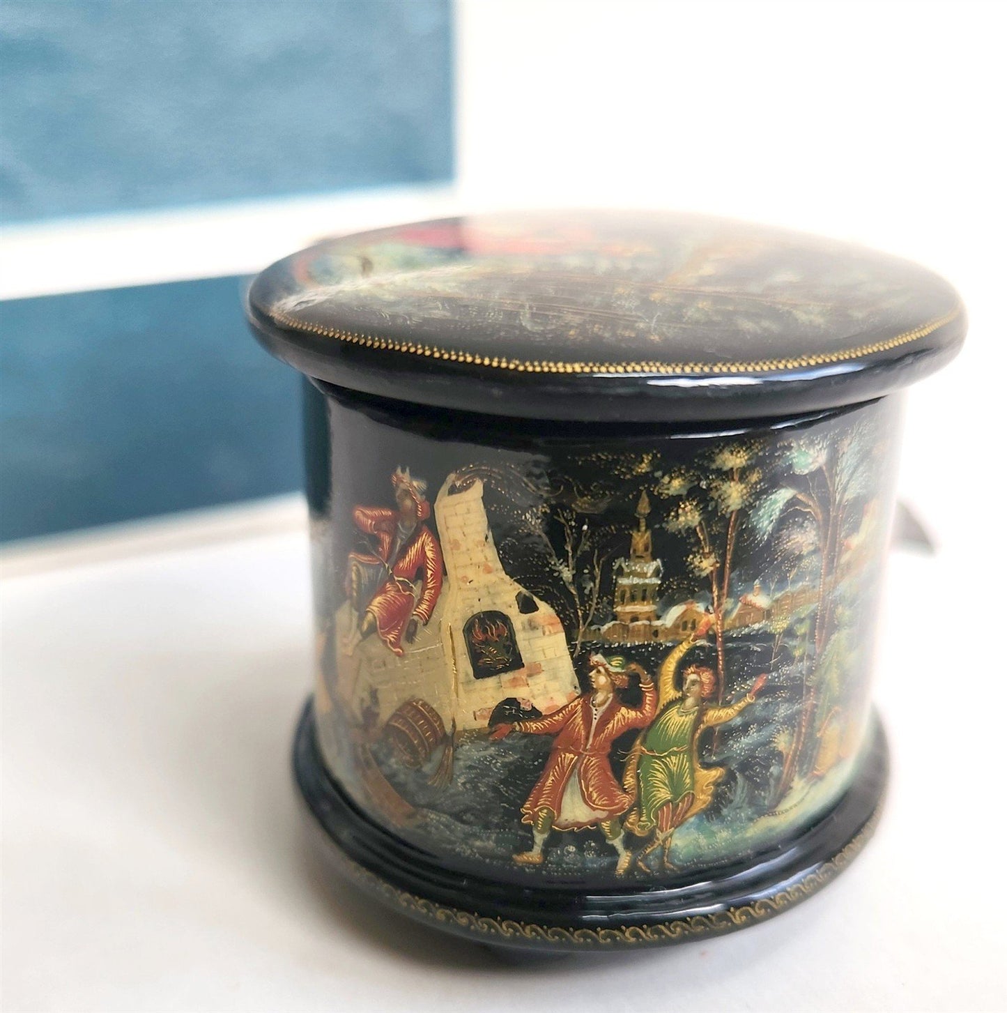RUSSIAN PALEKH SCHOOL 1986 ALL SIDES PAINTED LACQUER BOX EMELYA & MAGIC FISH