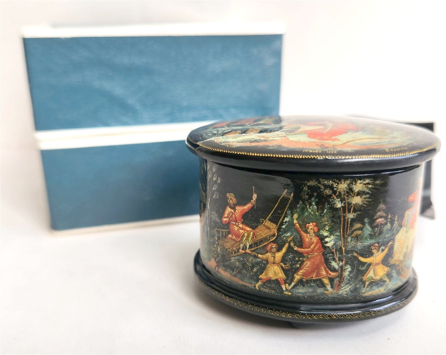 RUSSIAN PALEKH SCHOOL 1986 ALL SIDES PAINTED LACQUER BOX EMELYA & MAGIC FISH