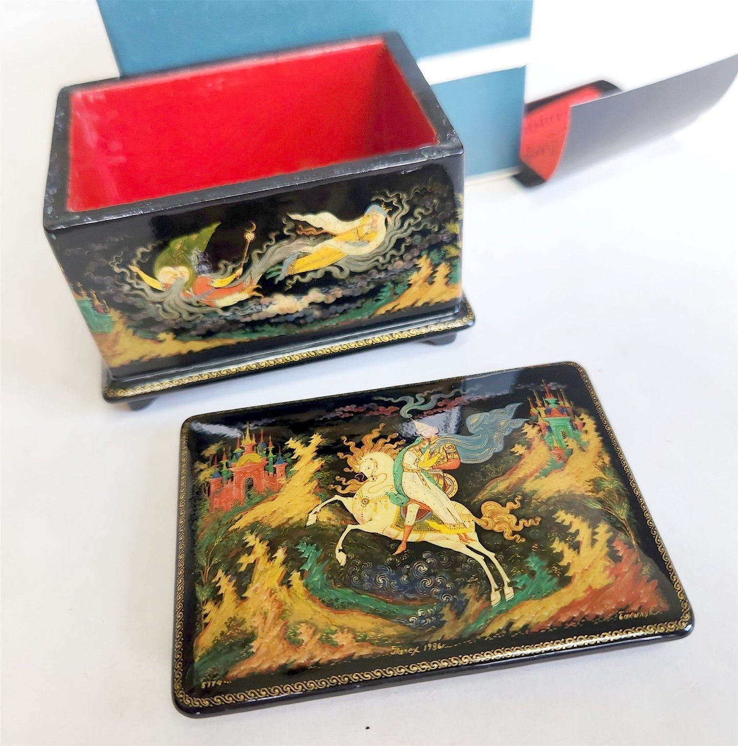RUSSIAN PALEKH SCHOOL 1986 FIVE SIDES PAINTED LACQUER BOX RUSLAN & LUDMILA