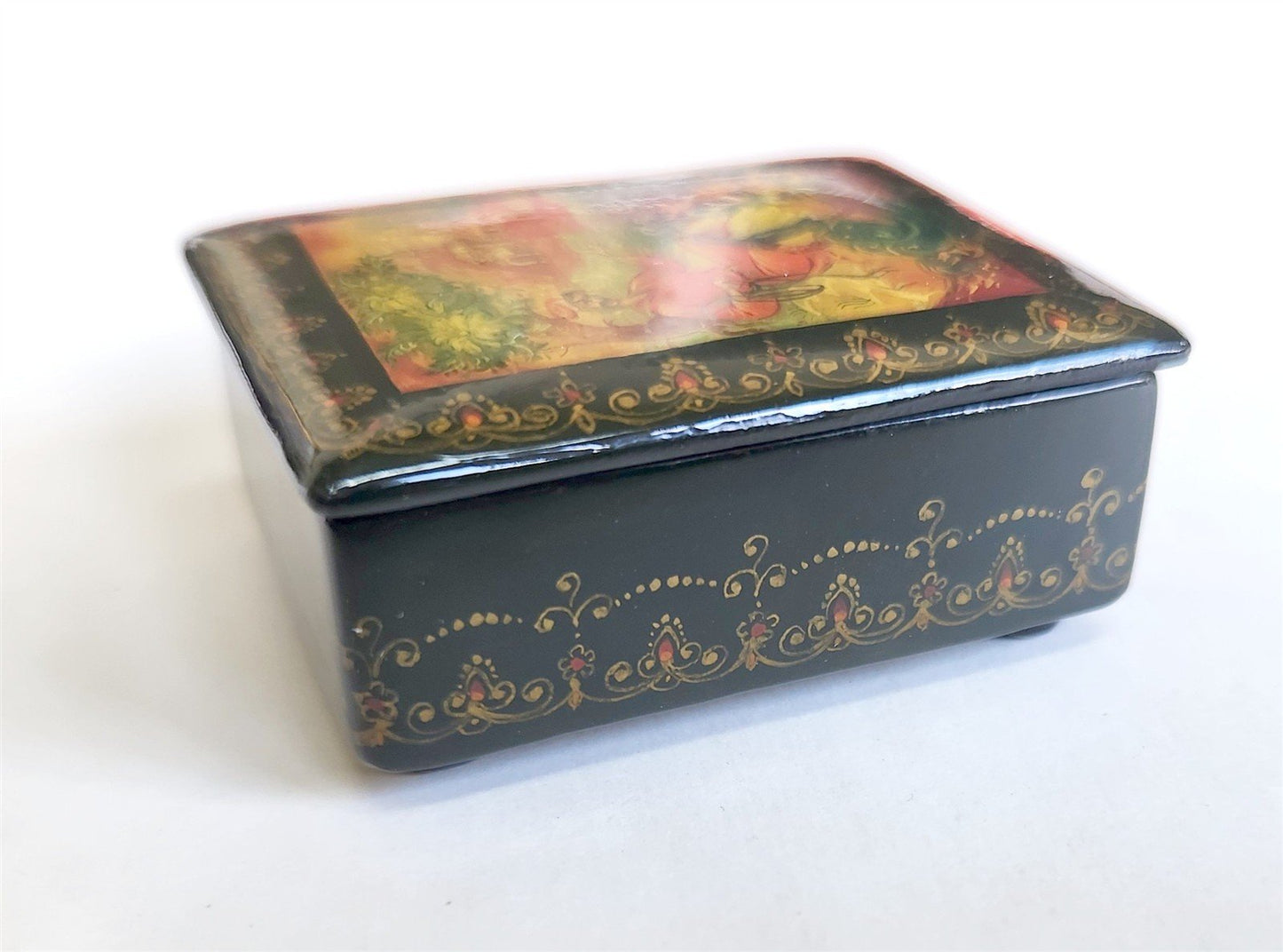 RUSSIAN HAND PAINTED LACQUER BOX BALDA & DEVIL