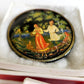 RUSSIAN PALEKH SCHOOL 1987 HAND PAINTED LACQUER BOX vintage FLIRTING COUPLE