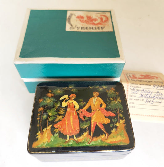 RUSSIAN PALEKH SCHOOL 1985 HAND PAINTED LACQUER BOX vintage IN THE GARDEN