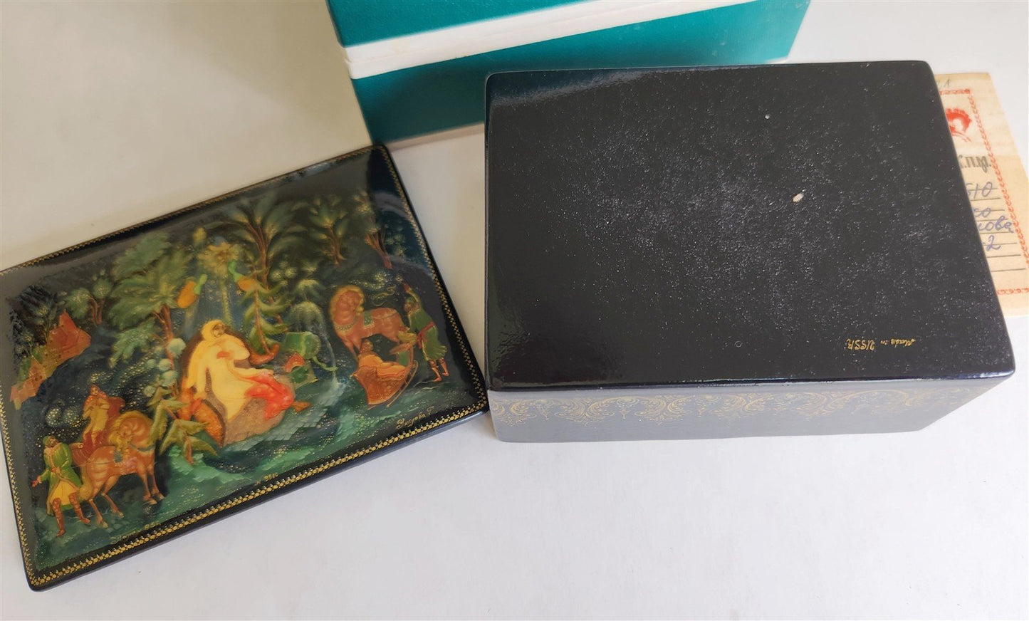 RUSSIAN PALEKH SCHOOL 1985 PAINTED SIGNED LACQUER BOX vintage GRANDFATHER FROST