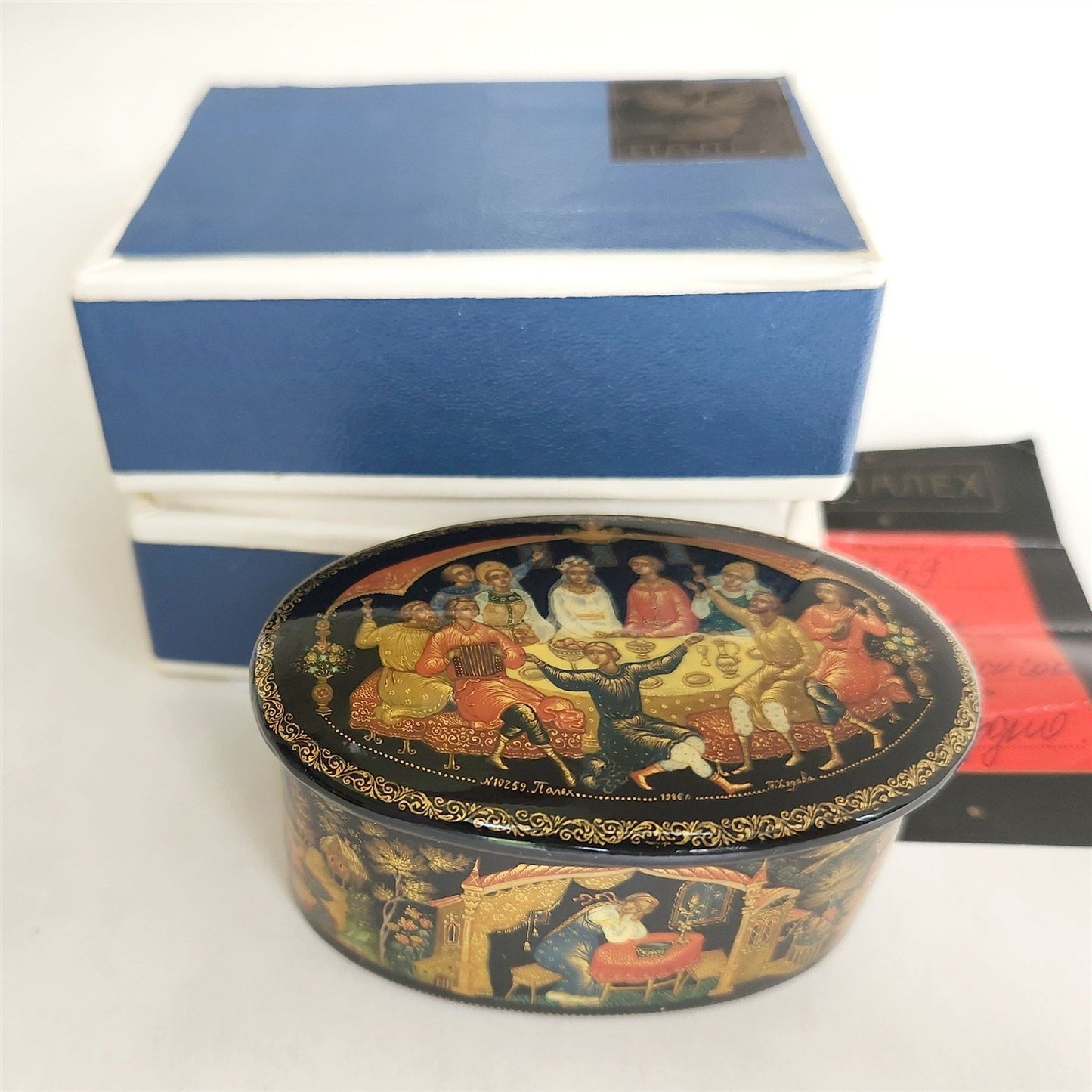 RUSSIAN PALEKH SCHOOL 1986 ALL SIDES PAINTED SIGNED LACQUER BOX vintage WEDDING