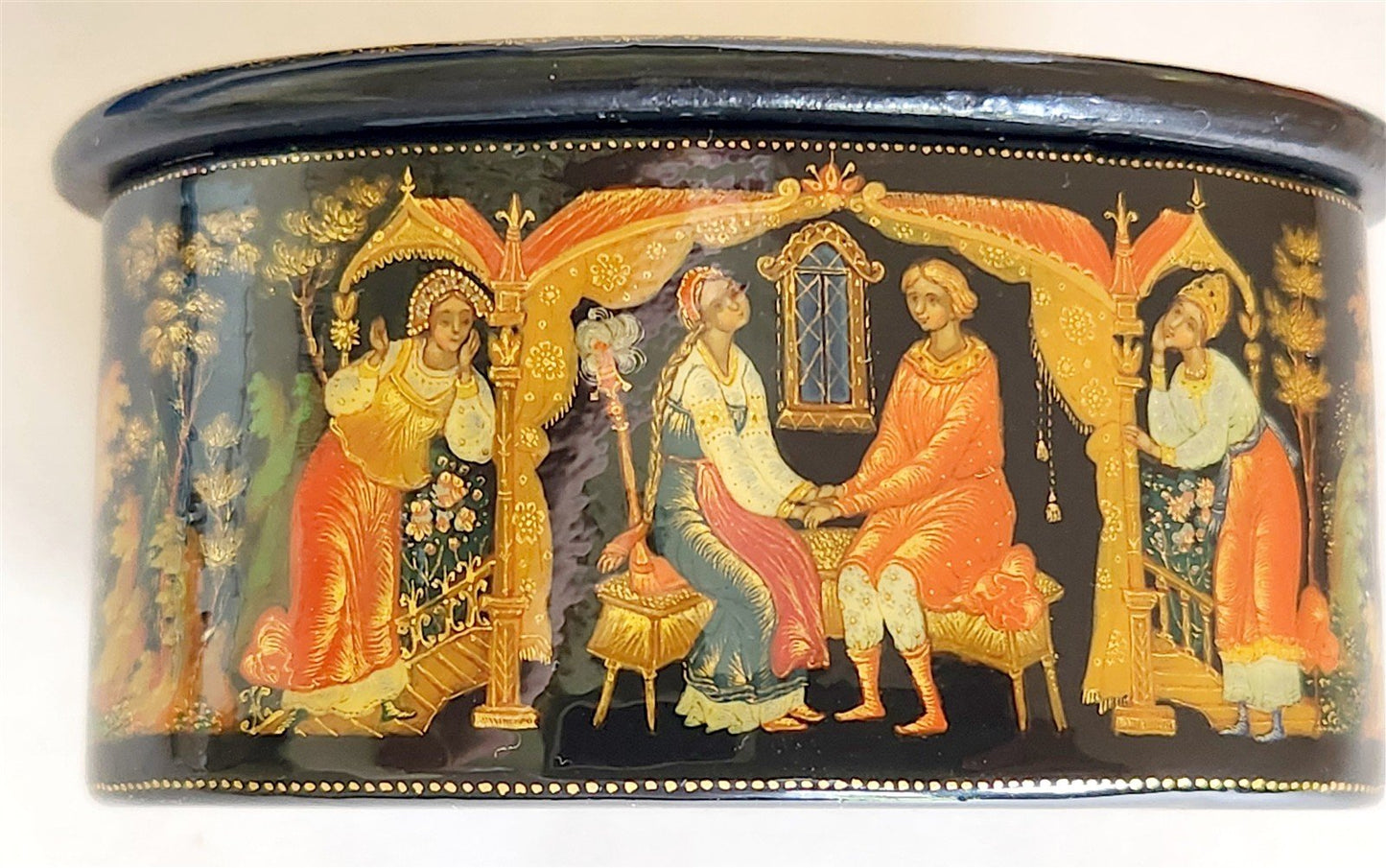 RUSSIAN PALEKH SCHOOL 1986 ALL SIDES PAINTED SIGNED LACQUER BOX vintage WEDDING
