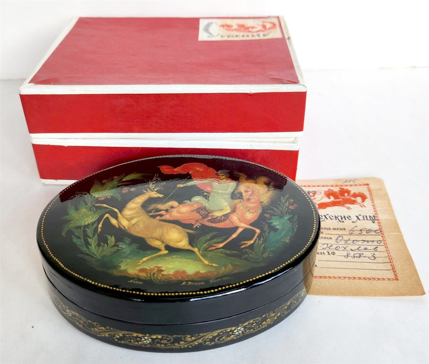 RUSSIAN PALEKH SCHOOL 1984 HAND PAINTED SIGNED LACQUER BOX vintage HINTING SCENE
