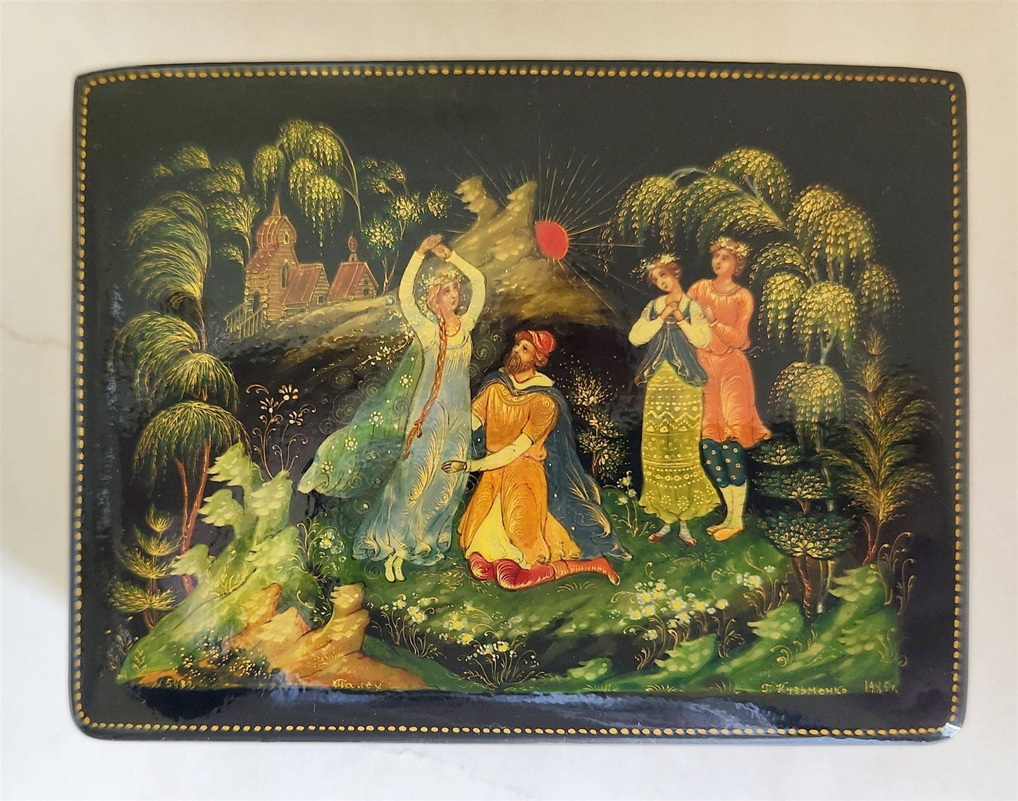 RUSSIAN PALEKH SCHOOL 1985 HAND PAINTED LACQUER BOX vintage SNOW MAIDEN