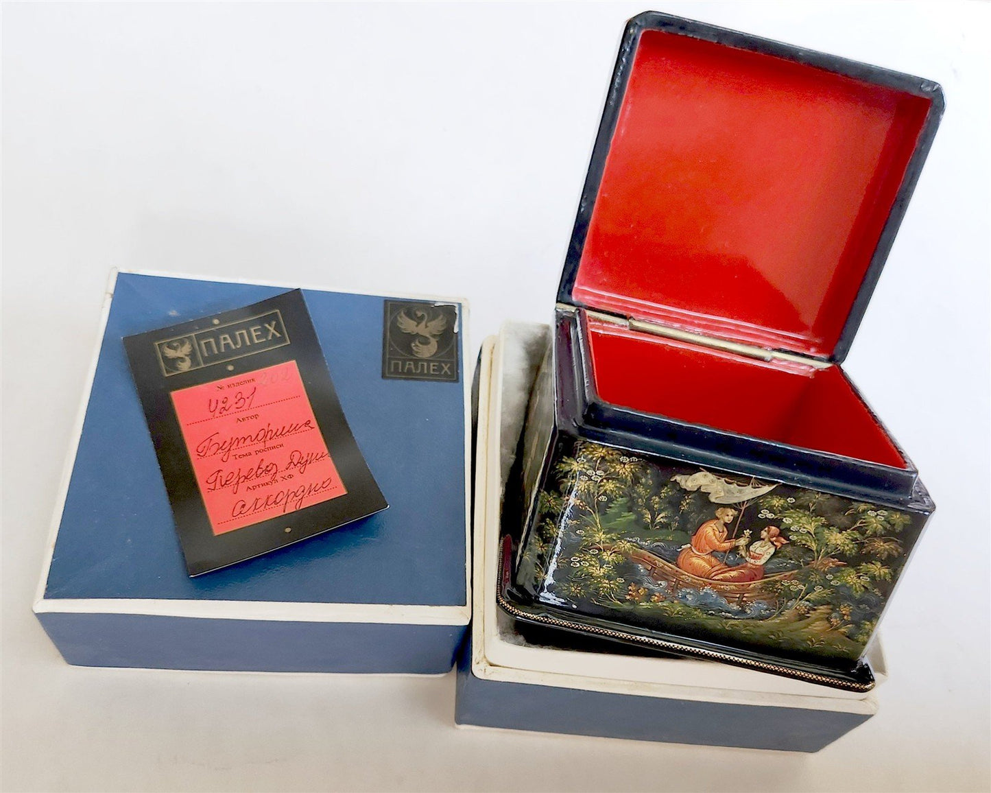 RUSSIAN PALEKH SCHOOL 1986 5 SIDES PAINTED LACQUER BOX vintage by V. BUTORINA