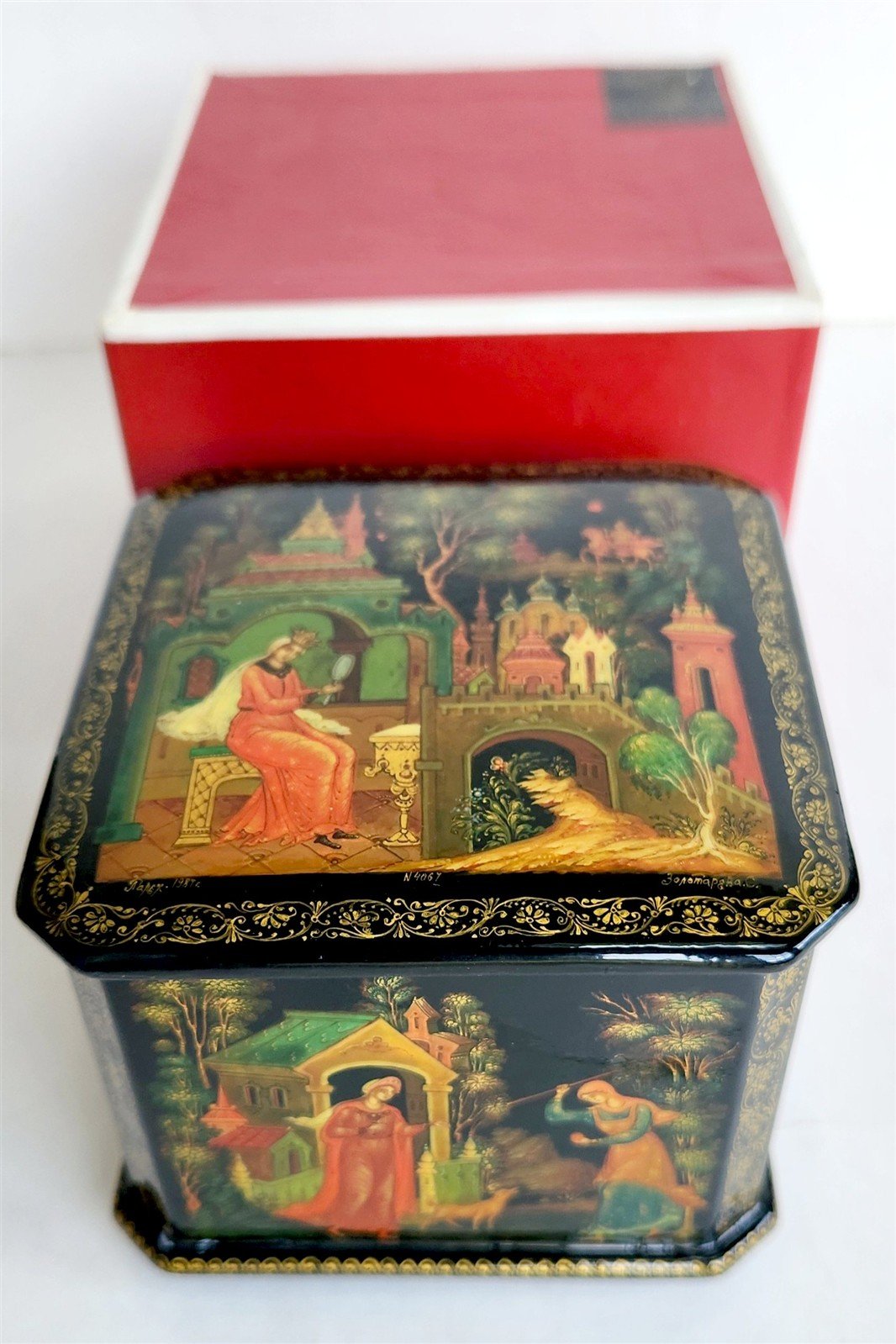 RUSSIAN PALEKH SCHOOL 1984 5 SIDES PAINTED LACQUER BOX vintage DEAD PRINCESS