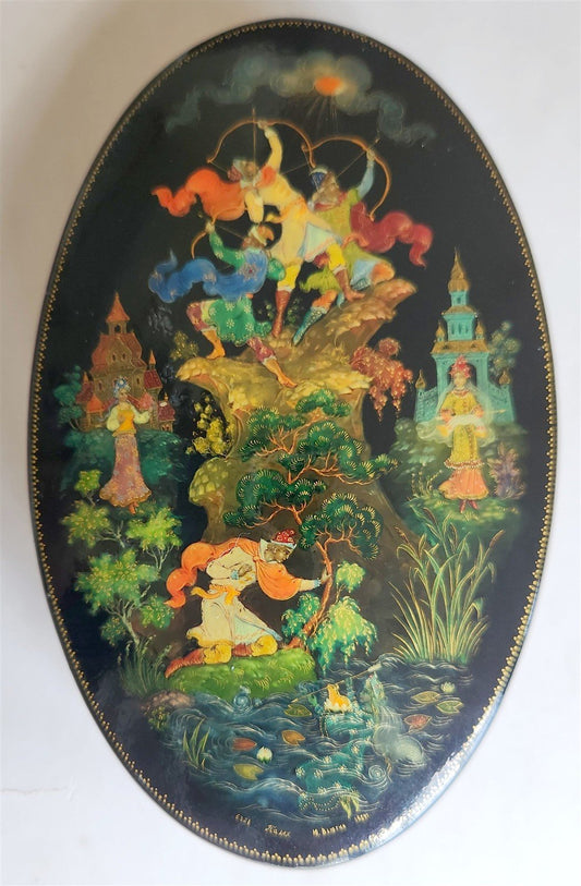 RUSSIAN PALEKH SCHOOL HANDPAINTED LACQUER BOX FROG PRINCESS vintage FINE QUALITY