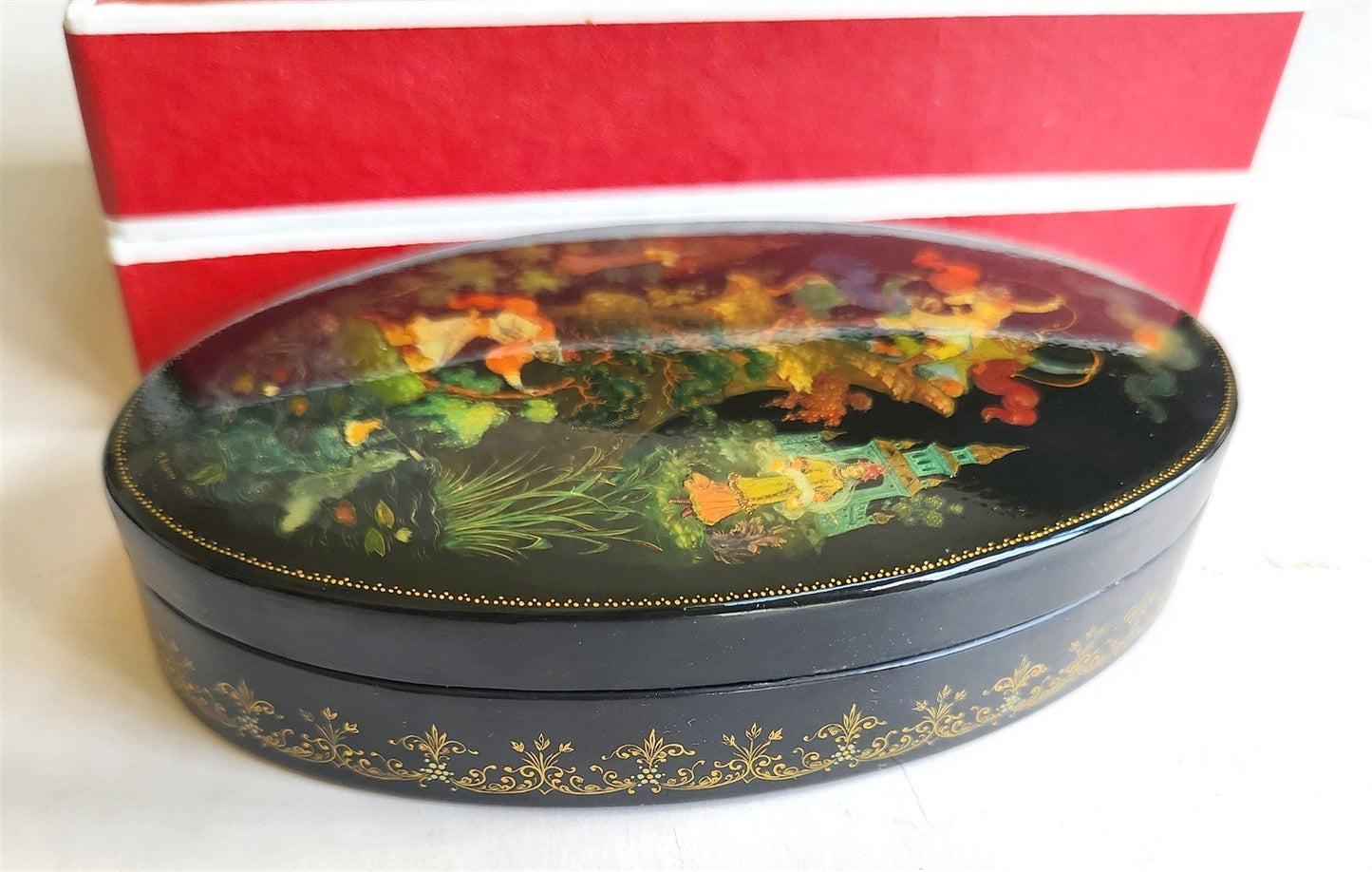 RUSSIAN PALEKH SCHOOL HANDPAINTED LACQUER BOX FROG PRINCESS vintage FINE QUALITY