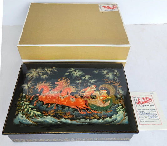 RUSSIAN PALEKH SCHOOL MUSEUM QUALITY LACQUER BOX TROIKA vintage 1985 HANDPAINTED