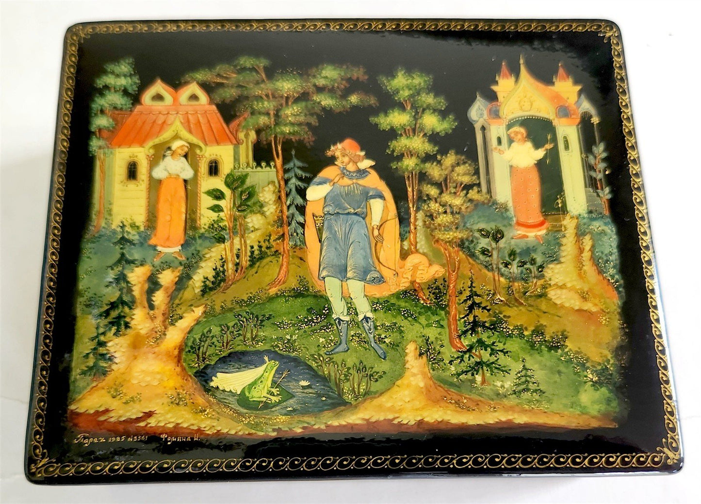 RUSSIAN PALEKH SCHOOL MUSEUM QUALITY LACQUER BOX FROG PRINCESS vintage 1985