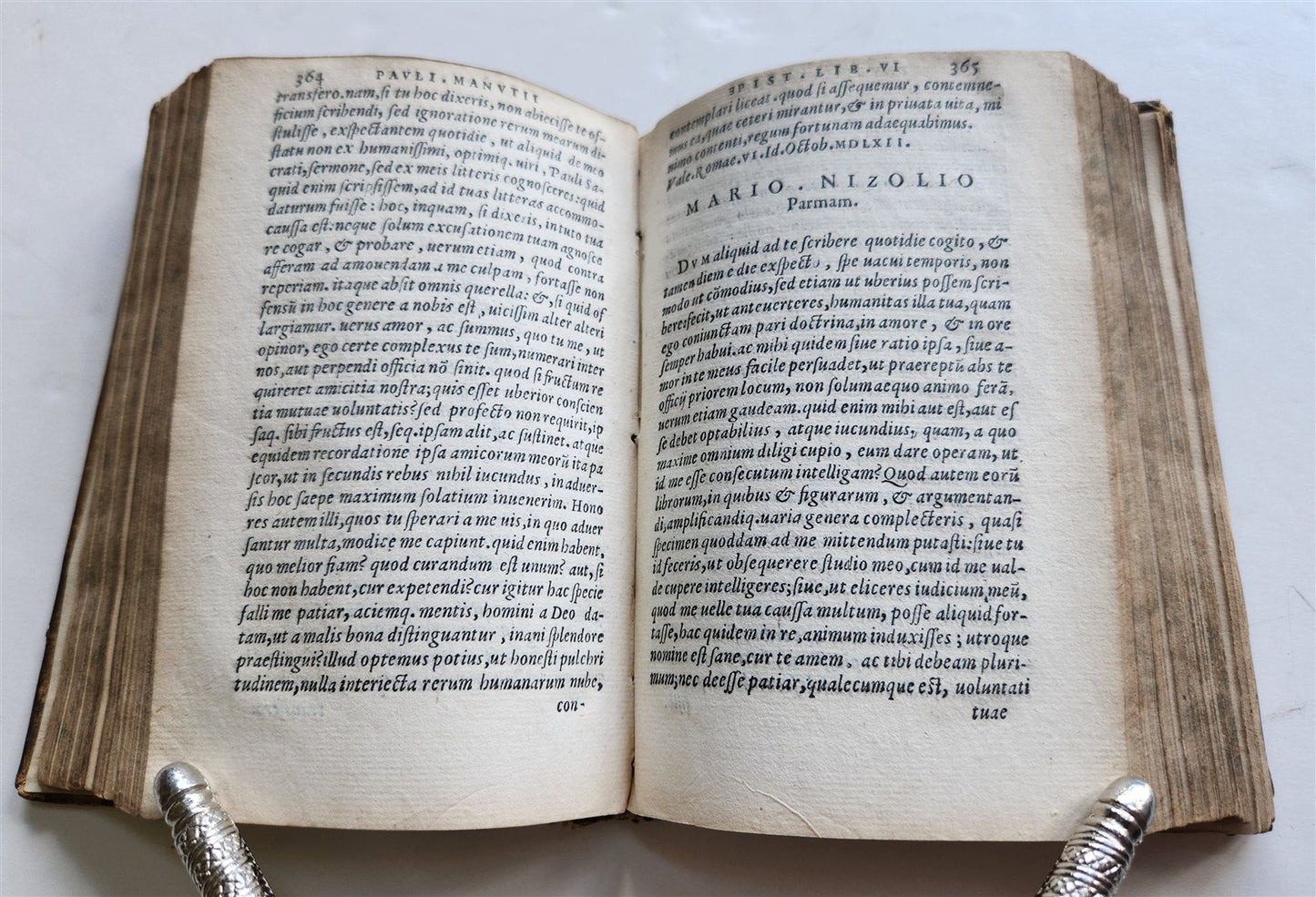 1571 ALDINE PRESS LATIN EPISTLES by Paolo Manuzio 16th CENTURY antique VELLUM
