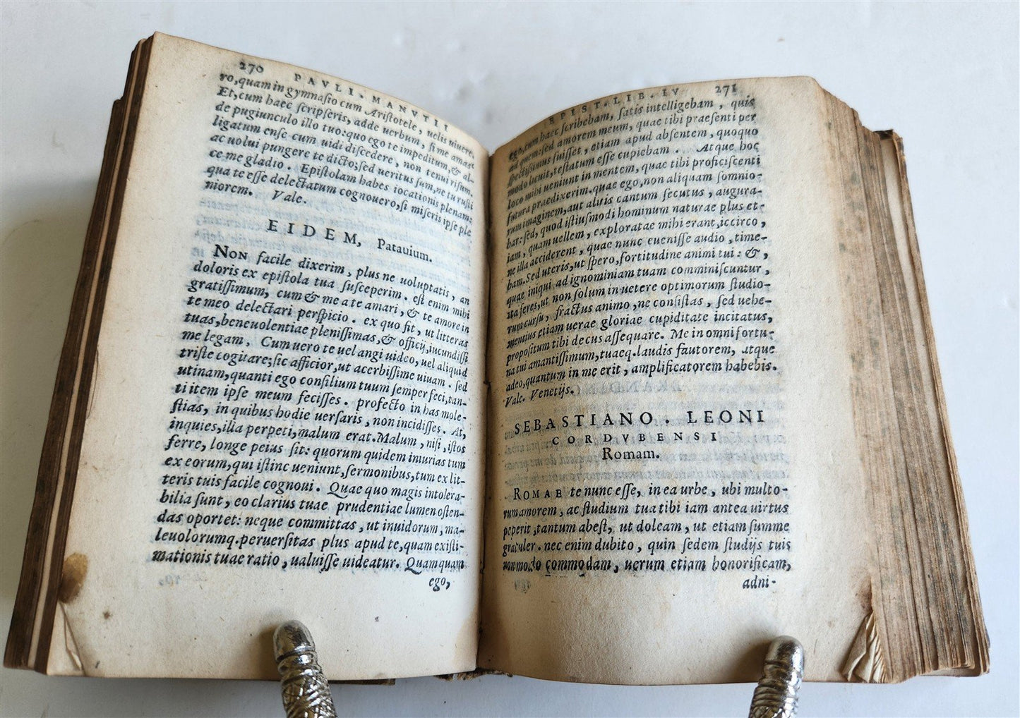 1571 ALDINE PRESS LATIN EPISTLES by Paolo Manuzio 16th CENTURY antique VELLUM