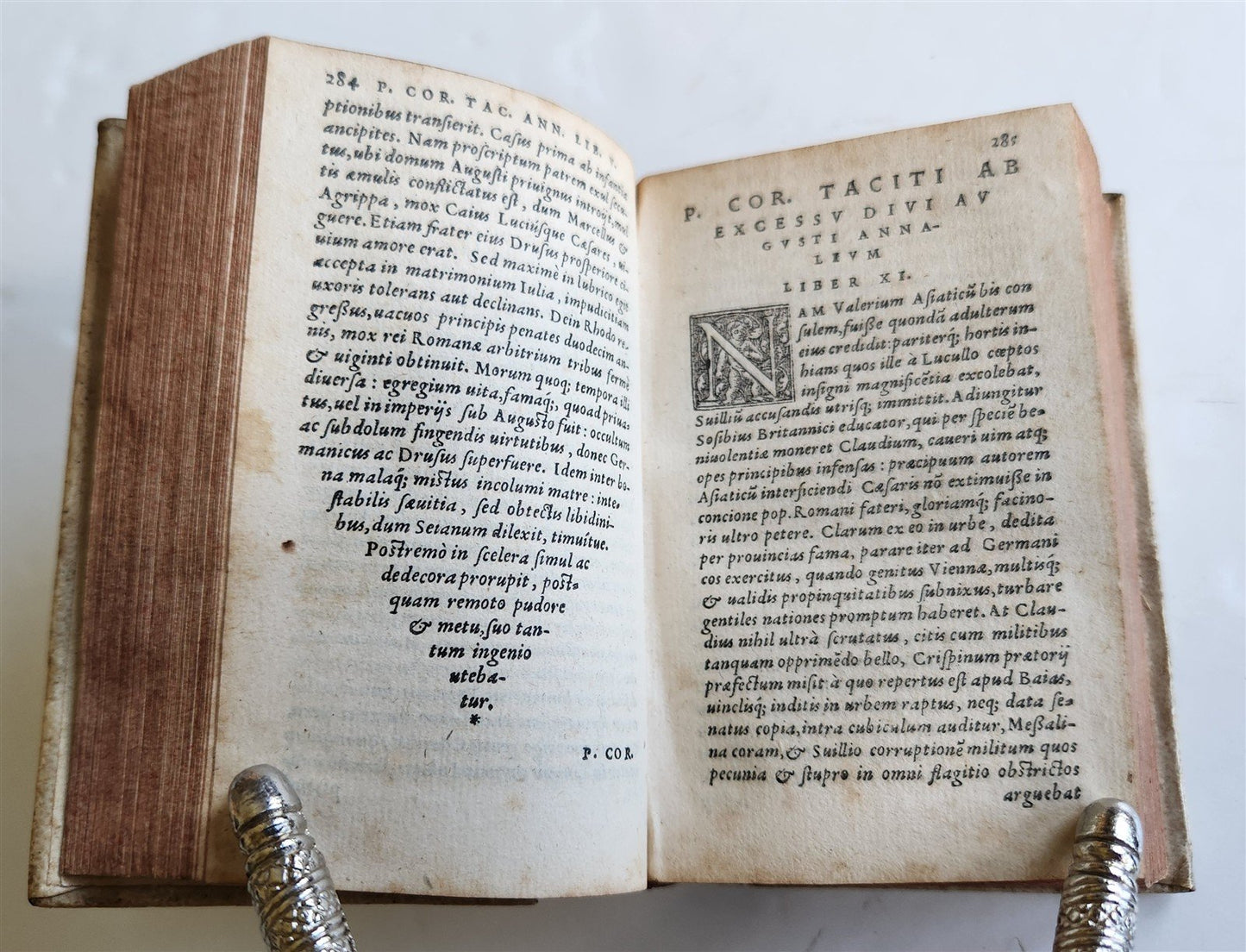 1559 TACITUS Annalium antique VELLUM BINDING Sebastian Gryphius Press