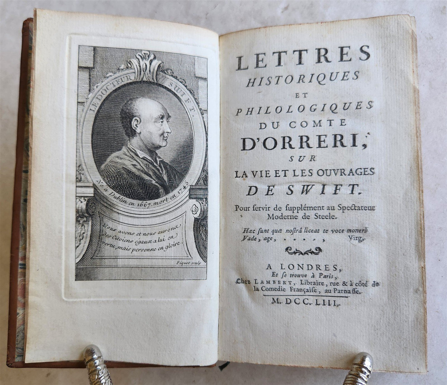 1753 ORRERY'S Remarks on Life & Writings of Dr. JONATHAN SWIFT antique in FRENCH