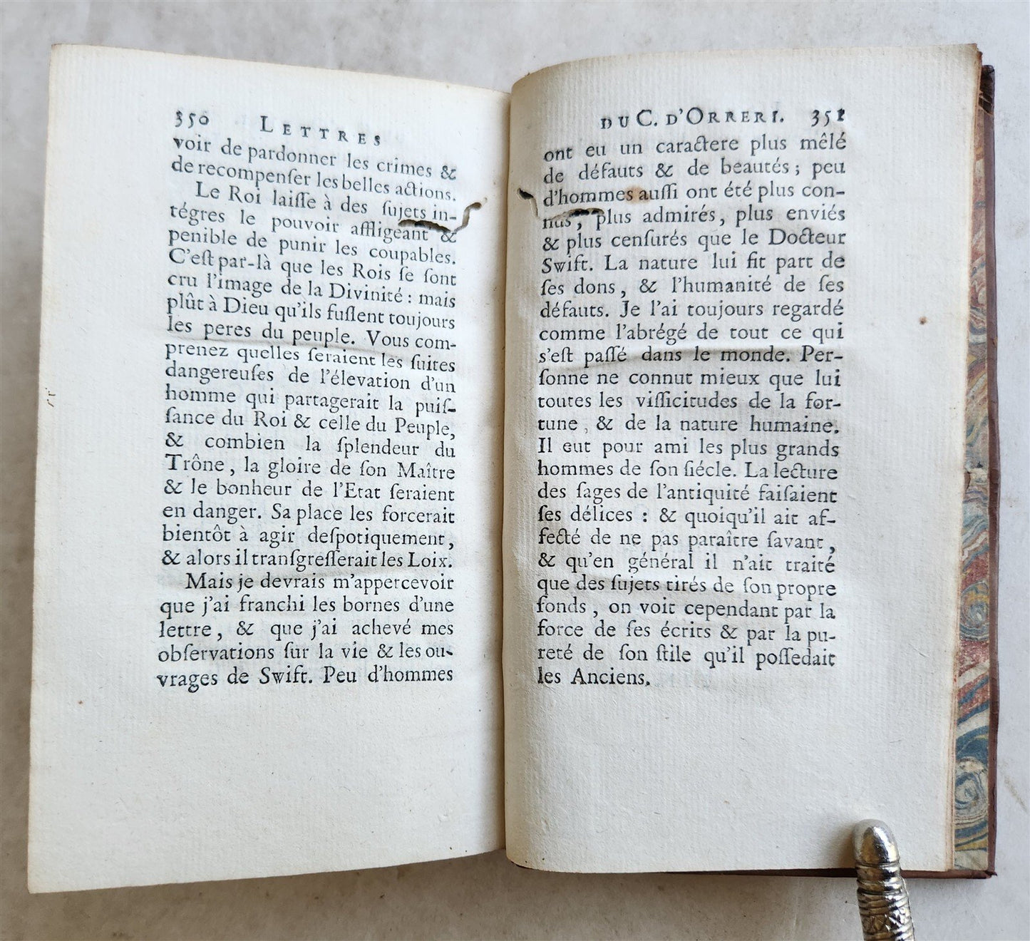 1753 ORRERY'S Remarks on Life & Writings of Dr. JONATHAN SWIFT antique in FRENCH