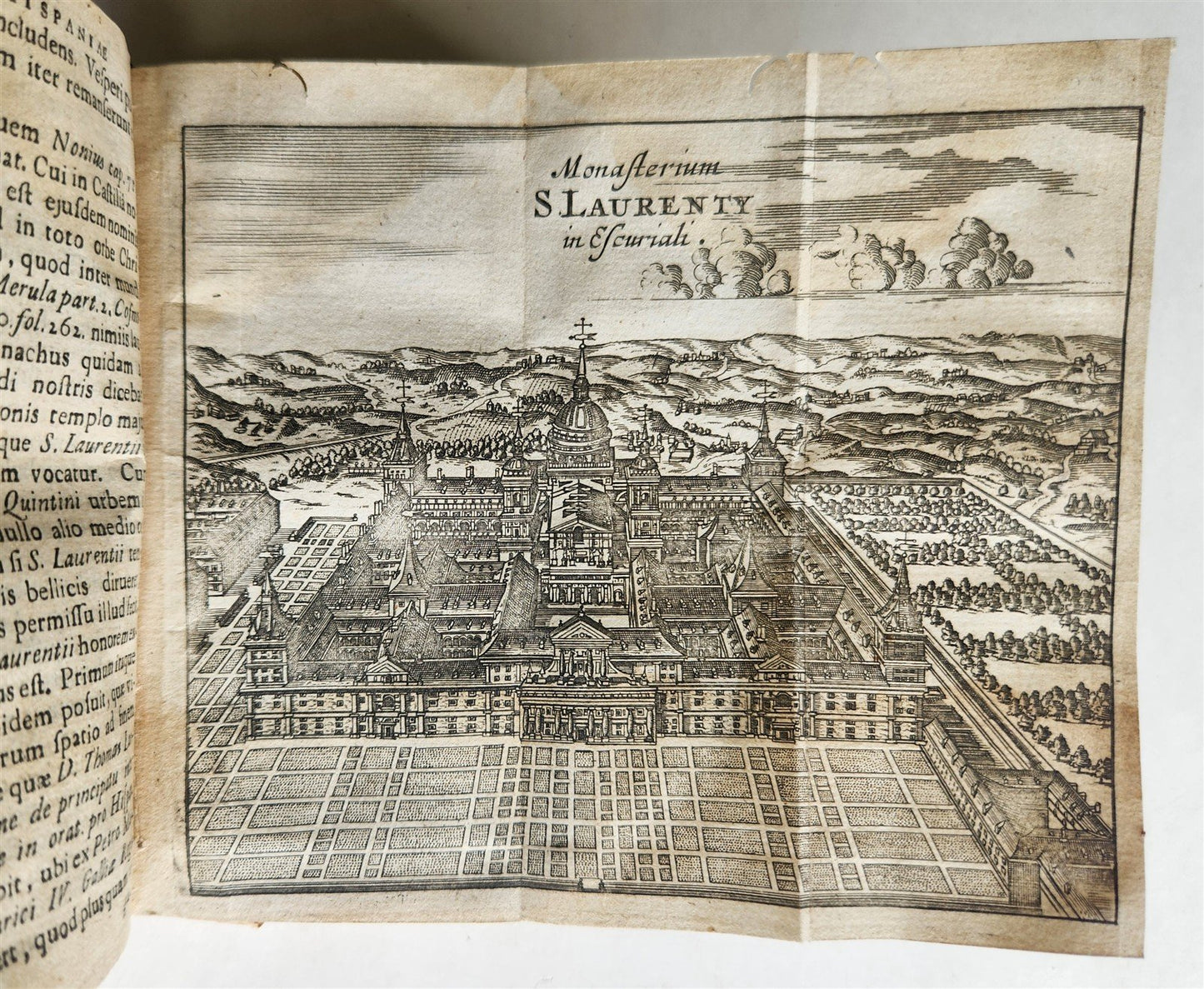 1656 HISPANIAE et LUSITANIAE antique ILLUSTRATED w/ MAPS vellum binding w/clasps