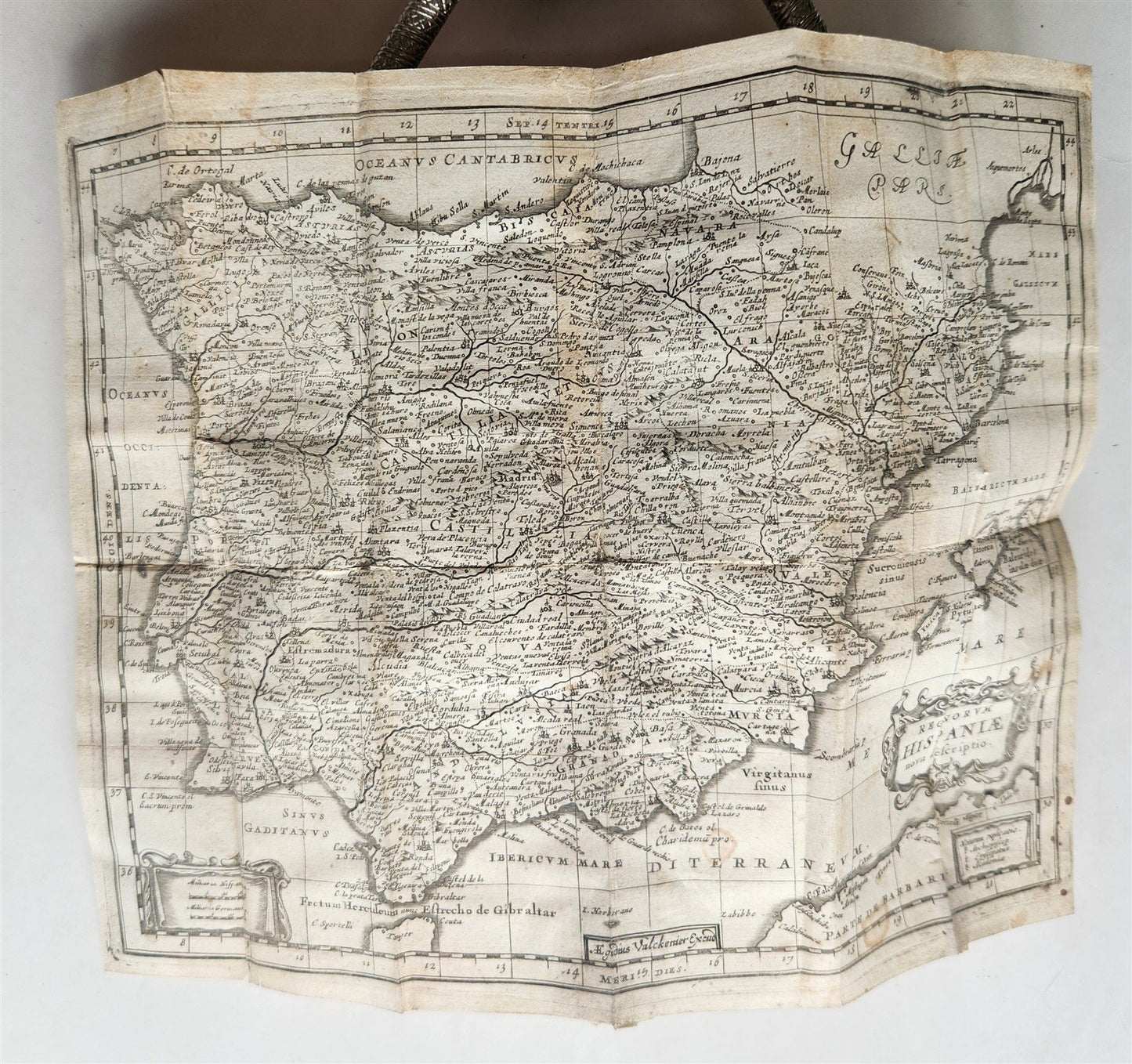 1656 HISPANIAE et LUSITANIAE antique ILLUSTRATED w/ MAPS vellum binding w/clasps