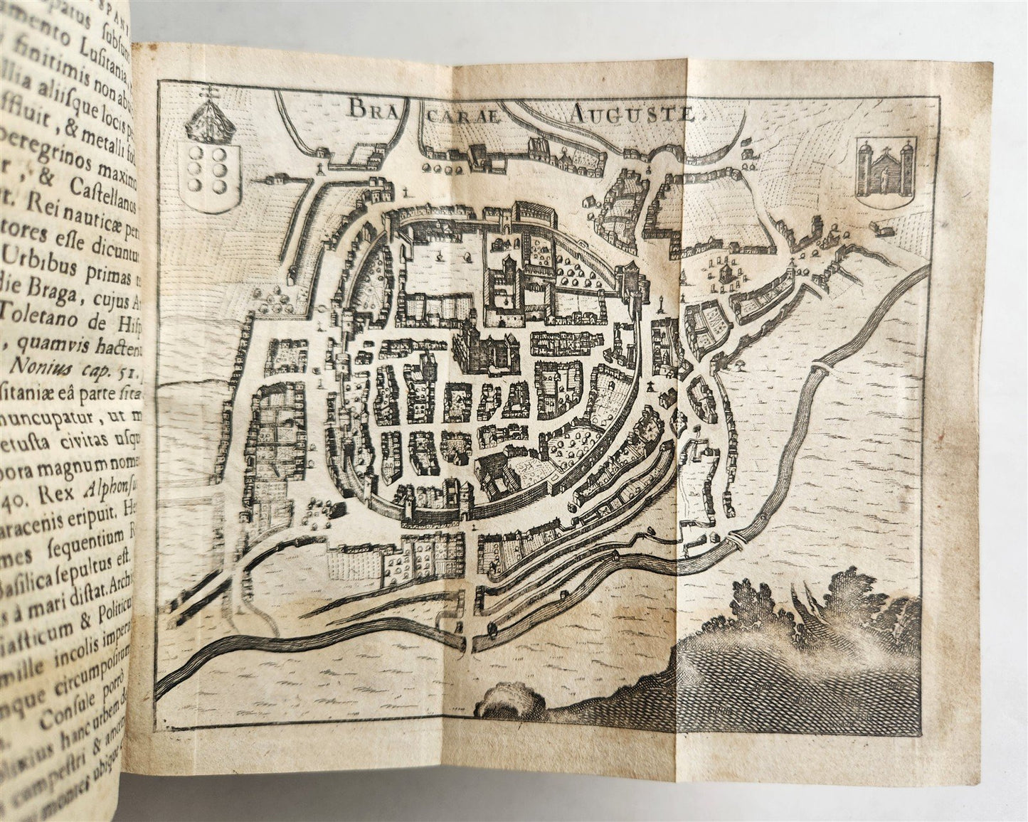 1656 HISPANIAE et LUSITANIAE antique ILLUSTRATED w/ MAPS vellum binding w/clasps