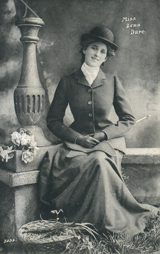 MISS ZENA DARE ACTRESS BELGIAN CHOCOLATE ADVERTISING ANTIQUE POSTCARD