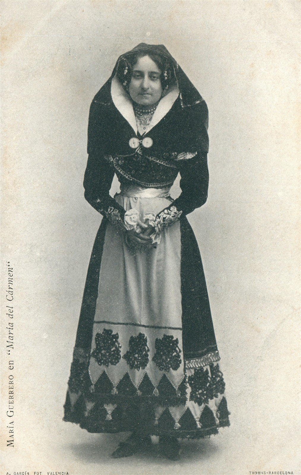 MARIA GUERRERO Spanish theatre actress ANTIQUE POSTCARD