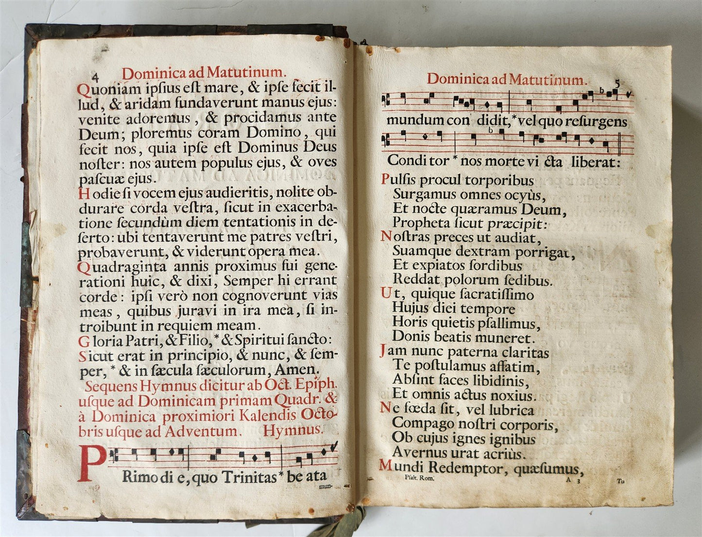 1737 MONUMENTAL Psalterium Romanum antique MASSIVE FOLIO w/ METAL DECORATIONS