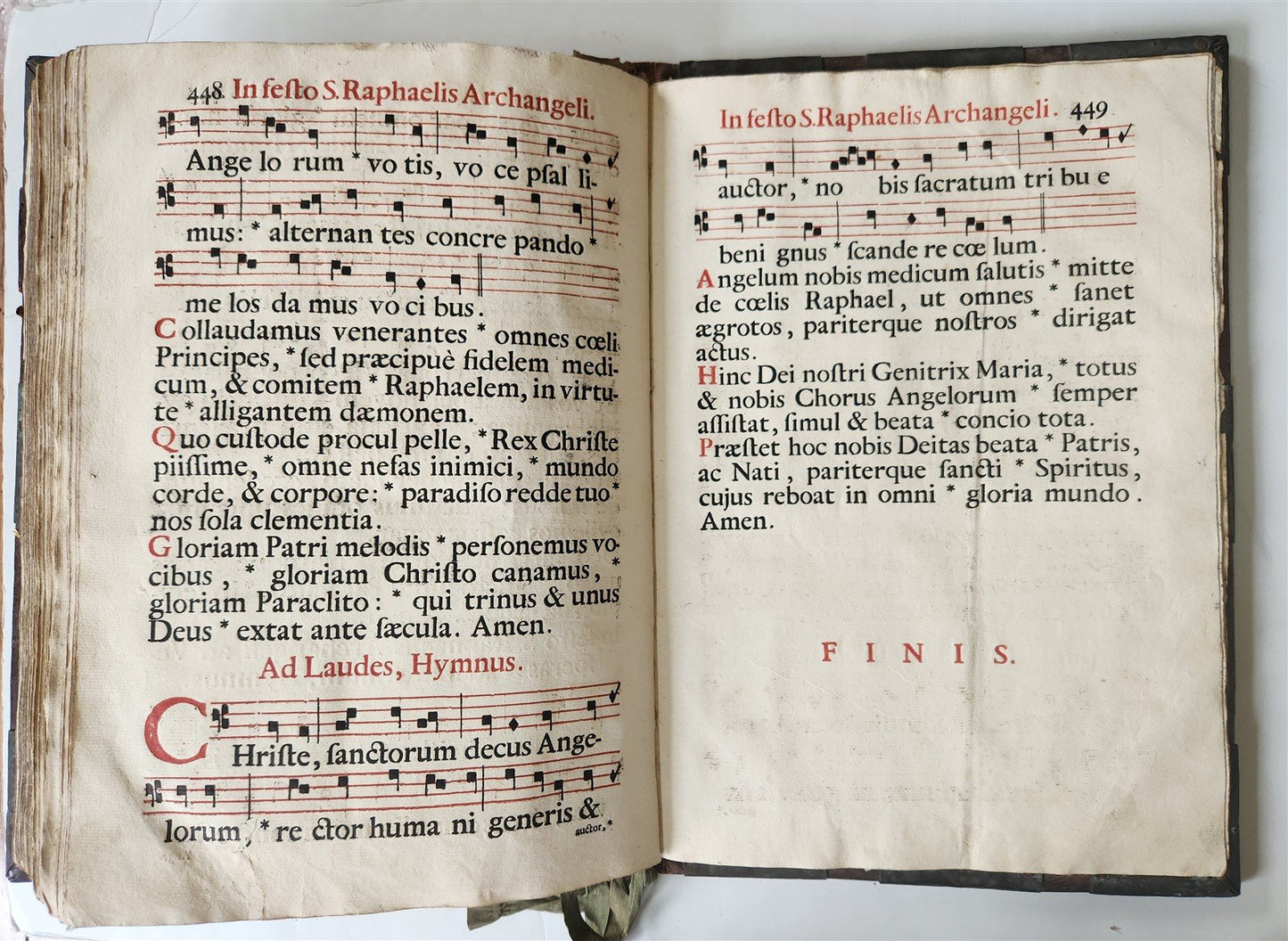 1737 MONUMENTAL Psalterium Romanum antique MASSIVE FOLIO w/ METAL DECORATIONS