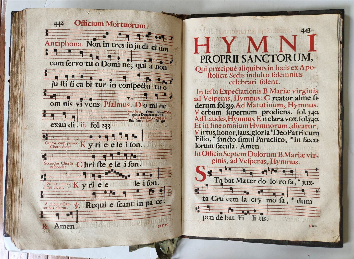 1737 MONUMENTAL Psalterium Romanum antique MASSIVE FOLIO w/ METAL DECORATIONS