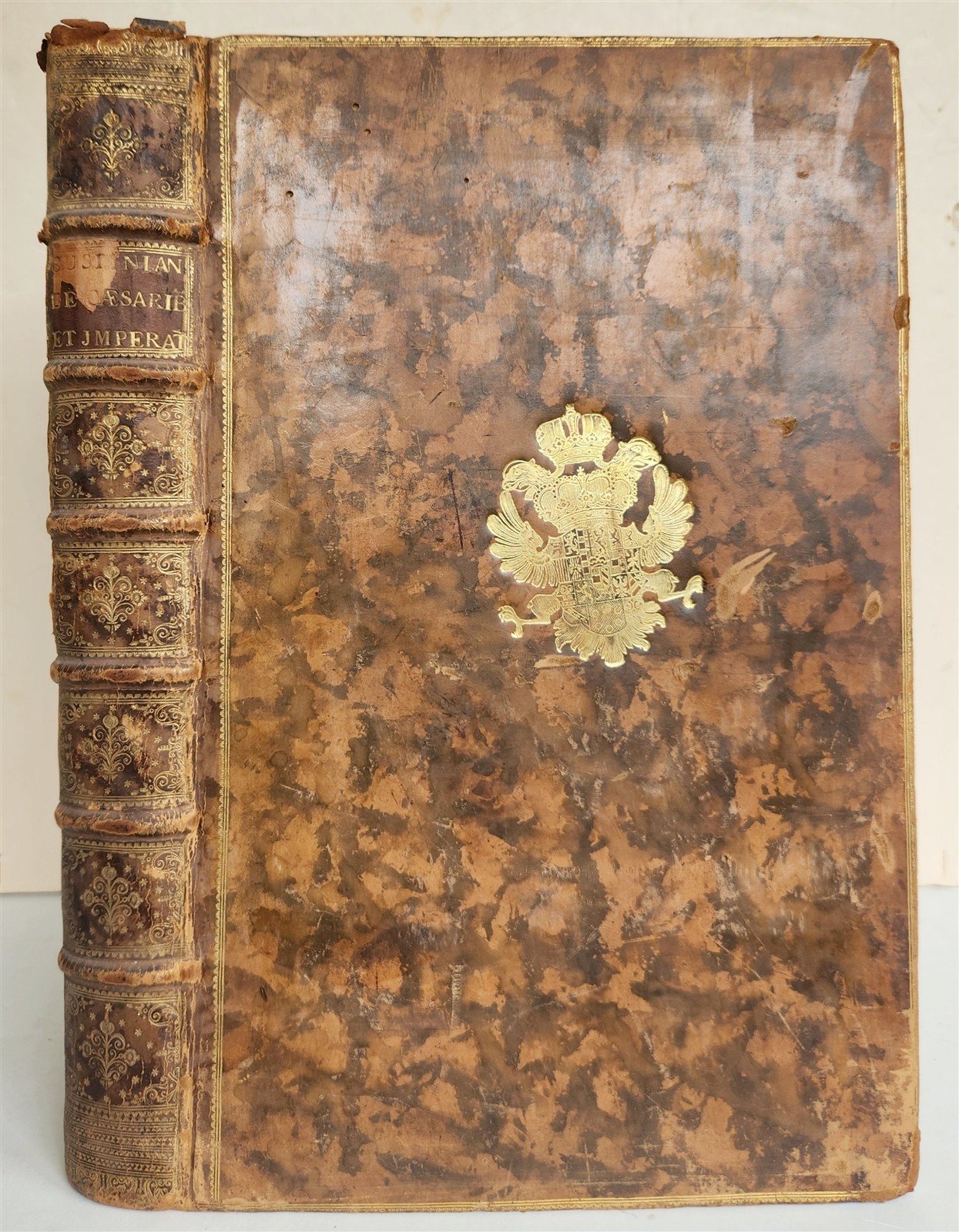 1601 ROMAN HISTORY by Johannes Cuspinianus antique FOLIO w/ GILT COAT of ARMS