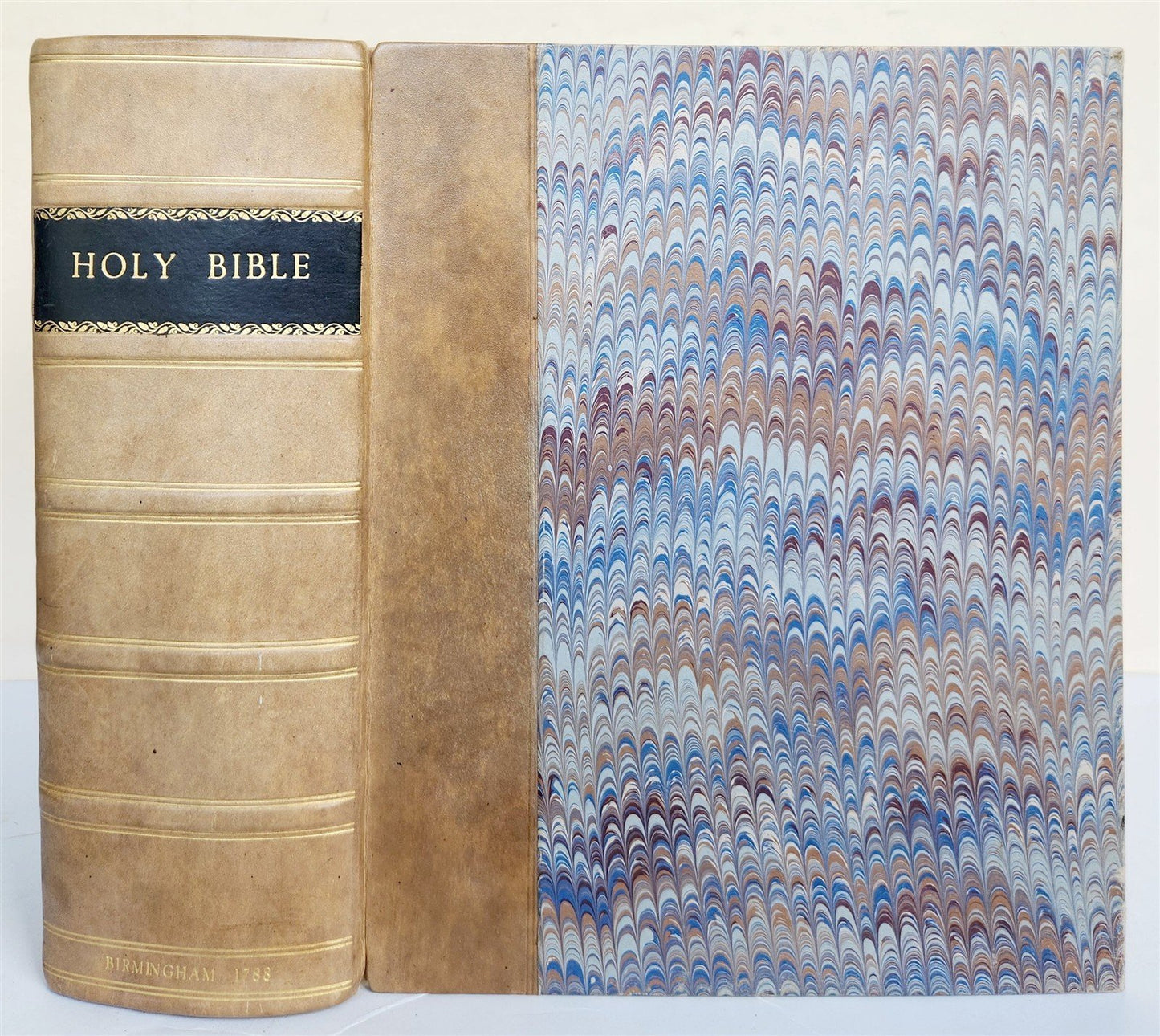 1788 BIBLE in ENGLISH antique ILLUSTRATED