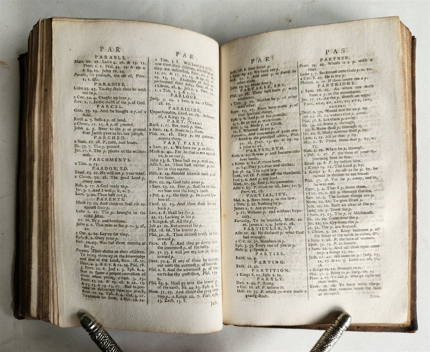 1762 CONCORDANCE to BIBLE HOLY SCRIPTURES of OLD AND NEW TESTAMENT antique