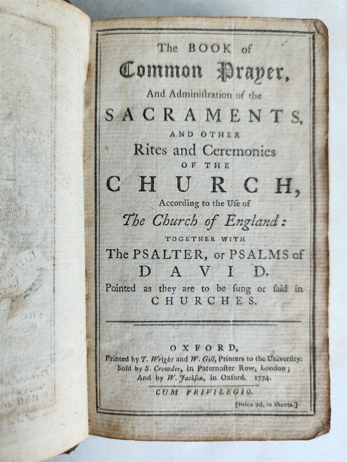 1774 BOOK OF COMMON PRAYER in ENGLISH antique ILLUSTRATED