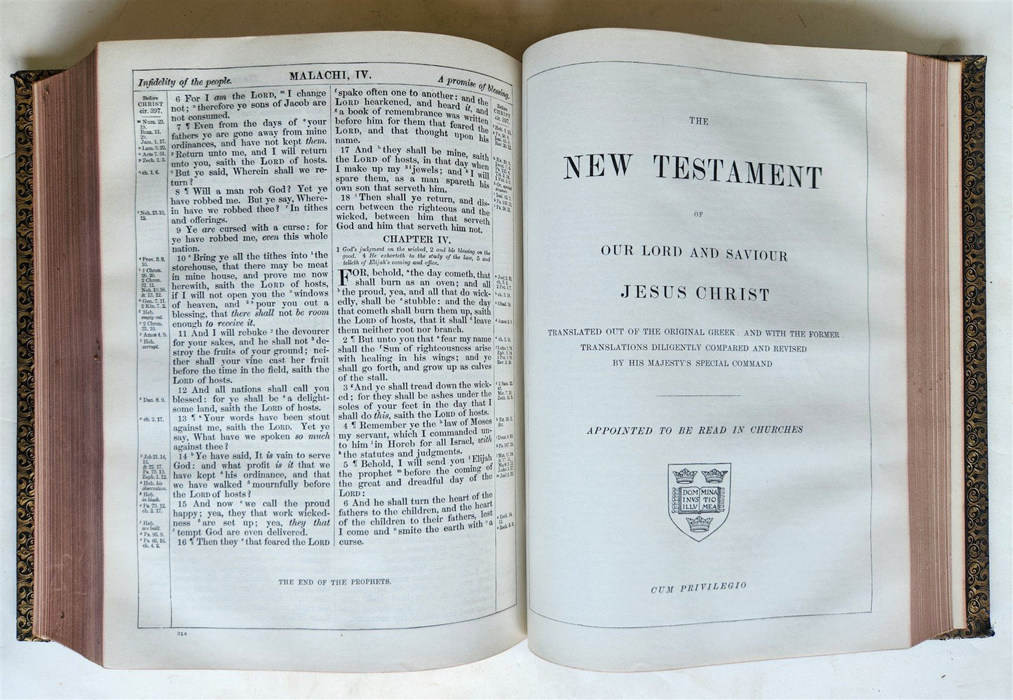 1914 BIBLE in ENGLISH OLD and NEW TESTAMENTS antique FOLIO illustrated w/ MAPS