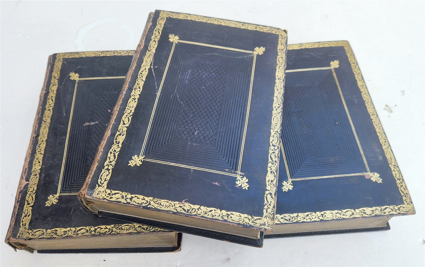 1836 BIBLE in ENGLISH 3 volumes OLD and NEW TESTAMENTS antique ILLUSTRATED