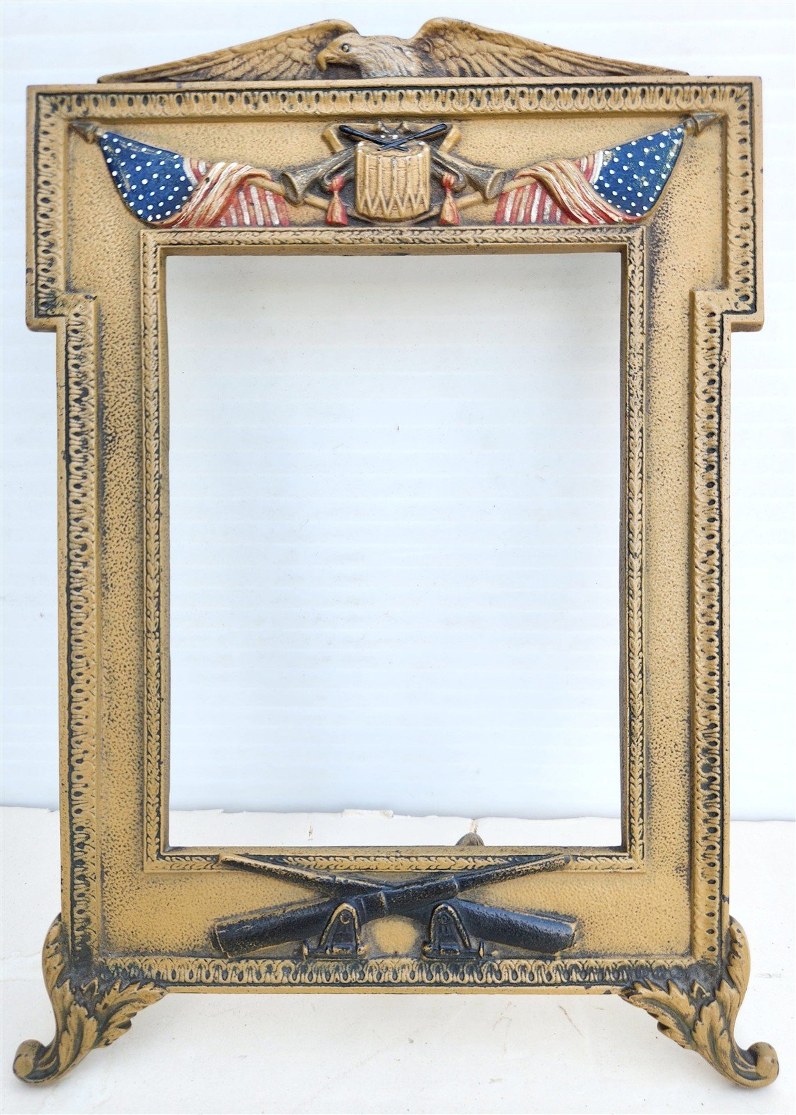 AMERICAN WWI ERA PARTRIOTIC METAL PHOTO FRAME antique MILITARY ARTILLERY