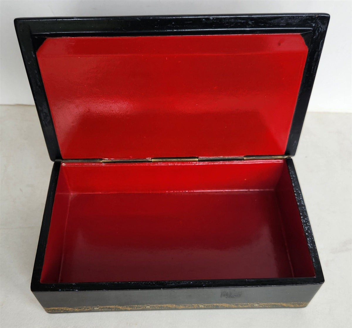 RUSSIAN PALEKH SCHOOL 1967 LACQUER BOX vintage