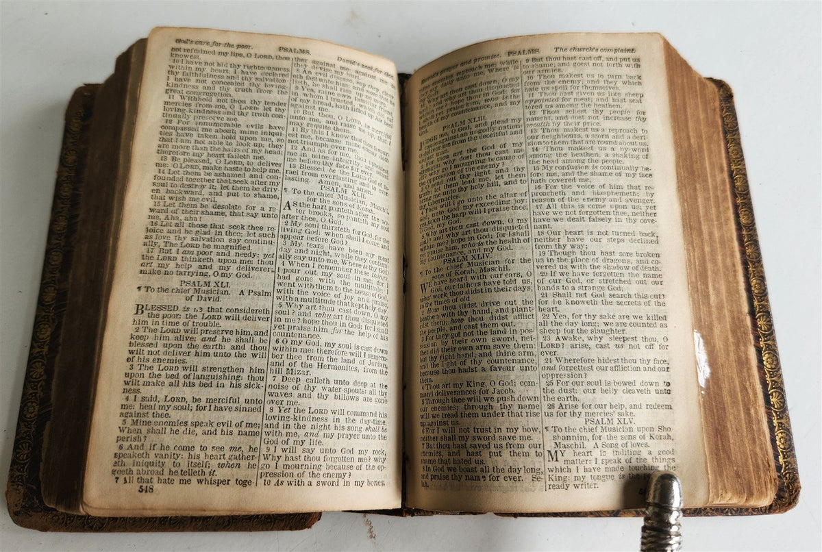 1858 BIBLE in ENGLISH OLD and NEW TESTAMENT antique AMERICANA