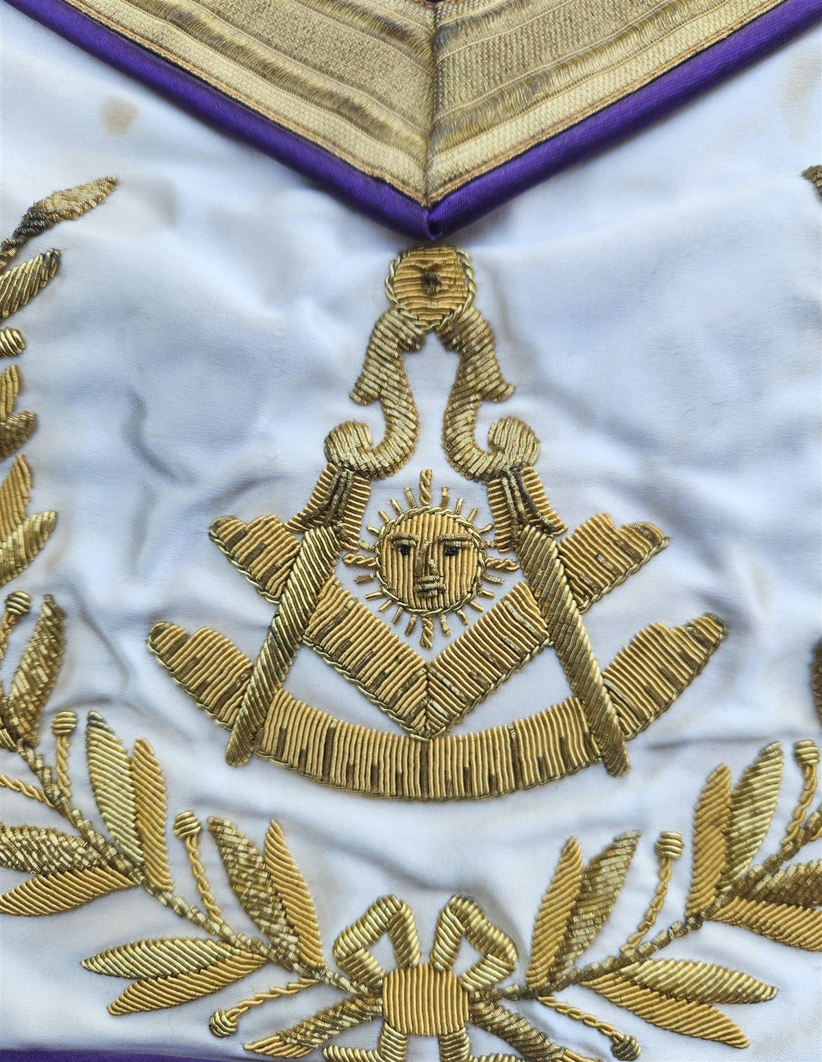 1962 VINTAGE MASONIC PRESENTATION APRON Embroidery over silk