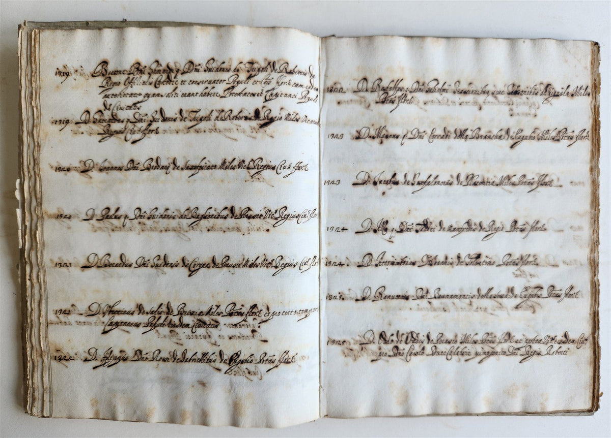 17th CENTURY MANUSCRIPT in ITALIAN (?) antique VELLUM BOUND 120 pages
