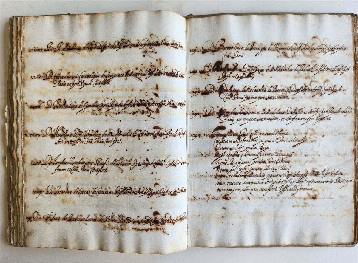 17th CENTURY MANUSCRIPT in ITALIAN (?) antique VELLUM BOUND 120 pages