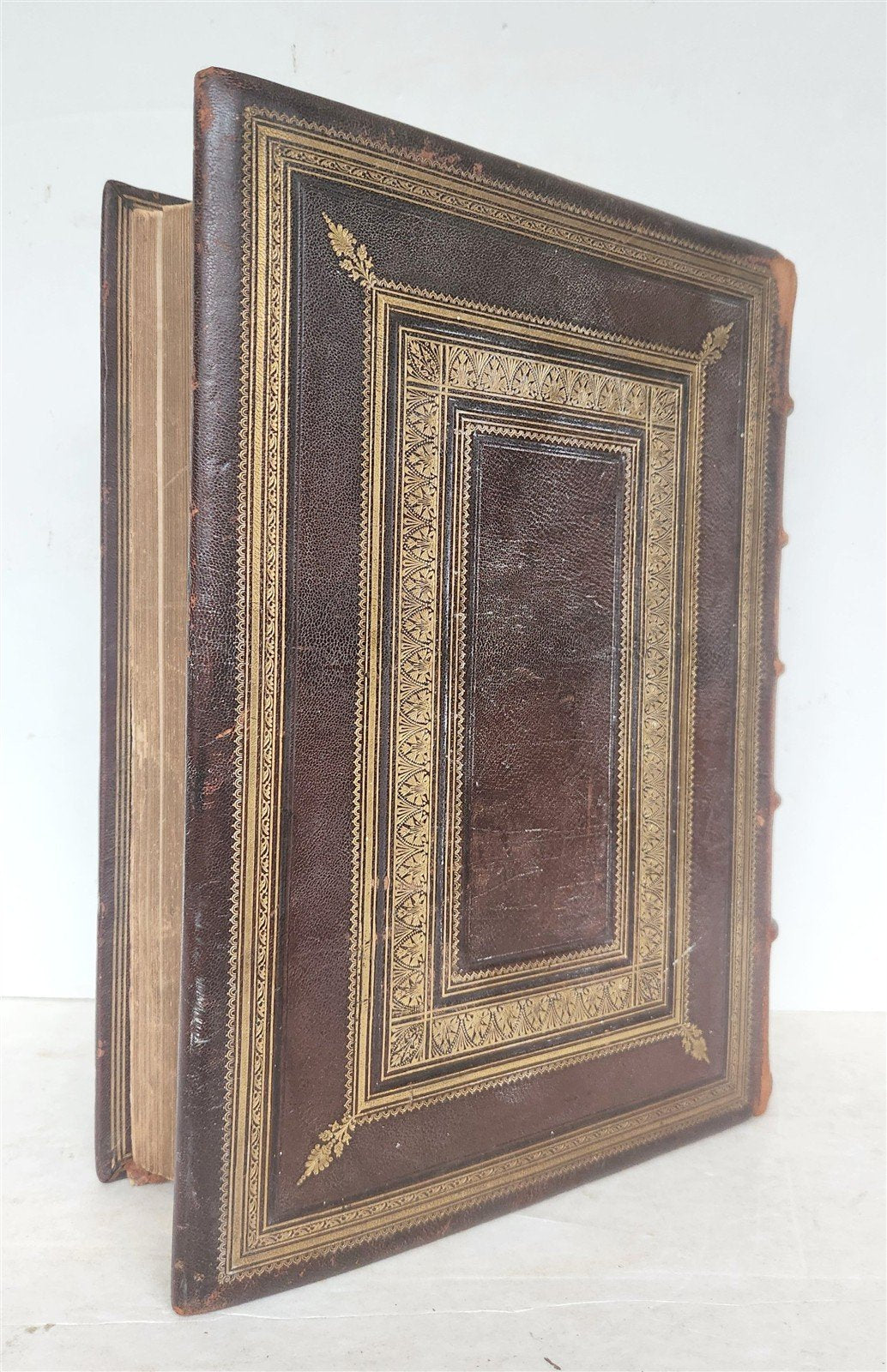 1869 IMPERIAL FAMILY BIBLE in ENGLISH OLD and NEW TESTAMENTS antique ILLUSTRATED