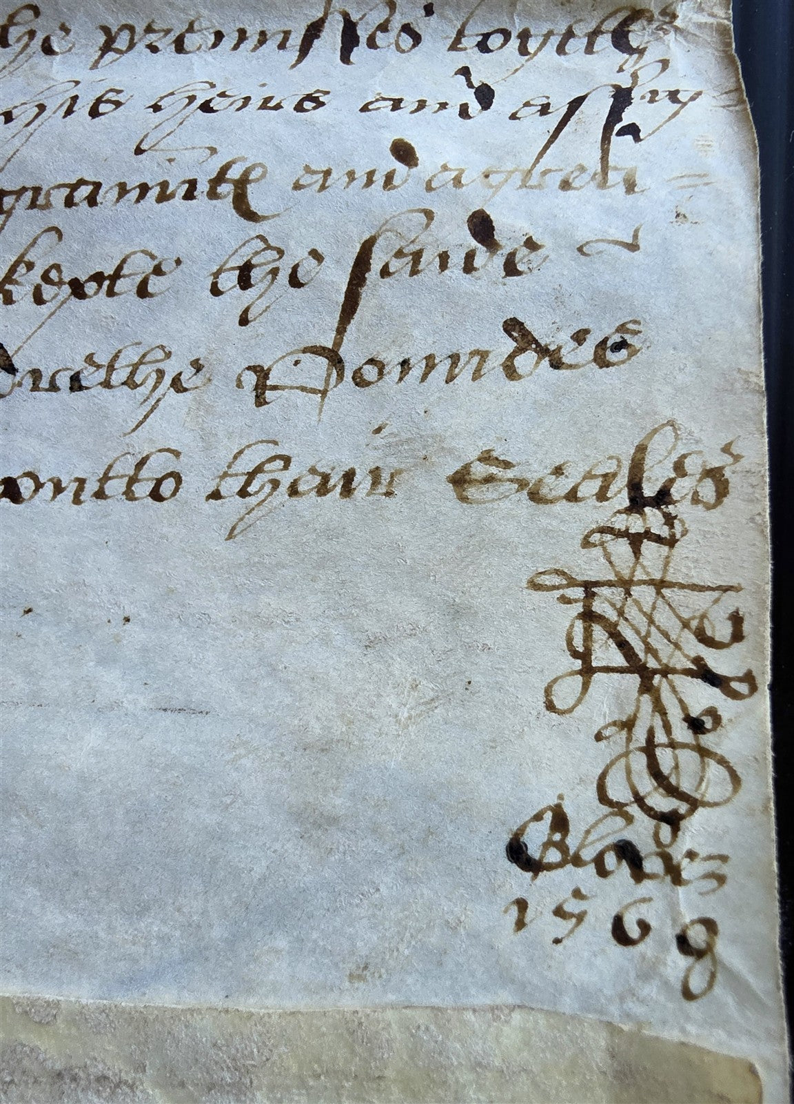 1569 MANUSCRIPT INDENTURE on VELLUM in ENGLISH antique 14 x 21"