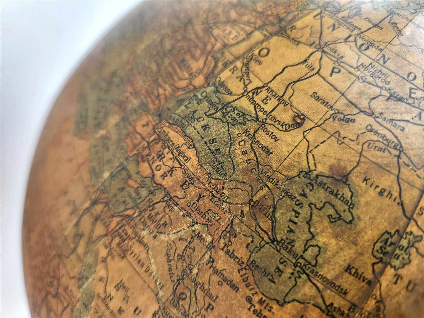 1930s TERRESTRIAL GLOBE by C.S. Hammond New York antique 12 inches diameter