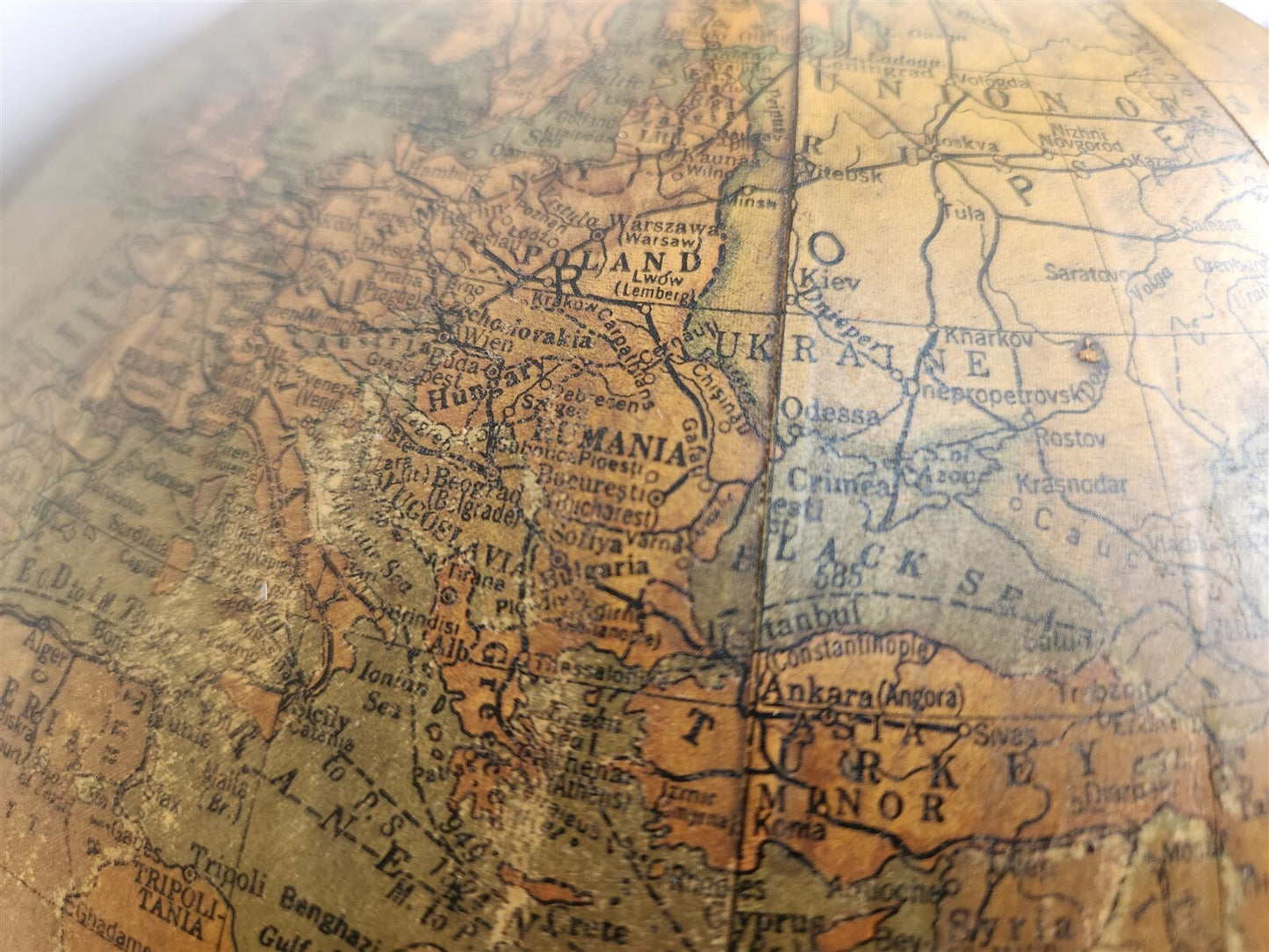 1930s TERRESTRIAL GLOBE by C.S. Hammond New York antique 12 inches diameter