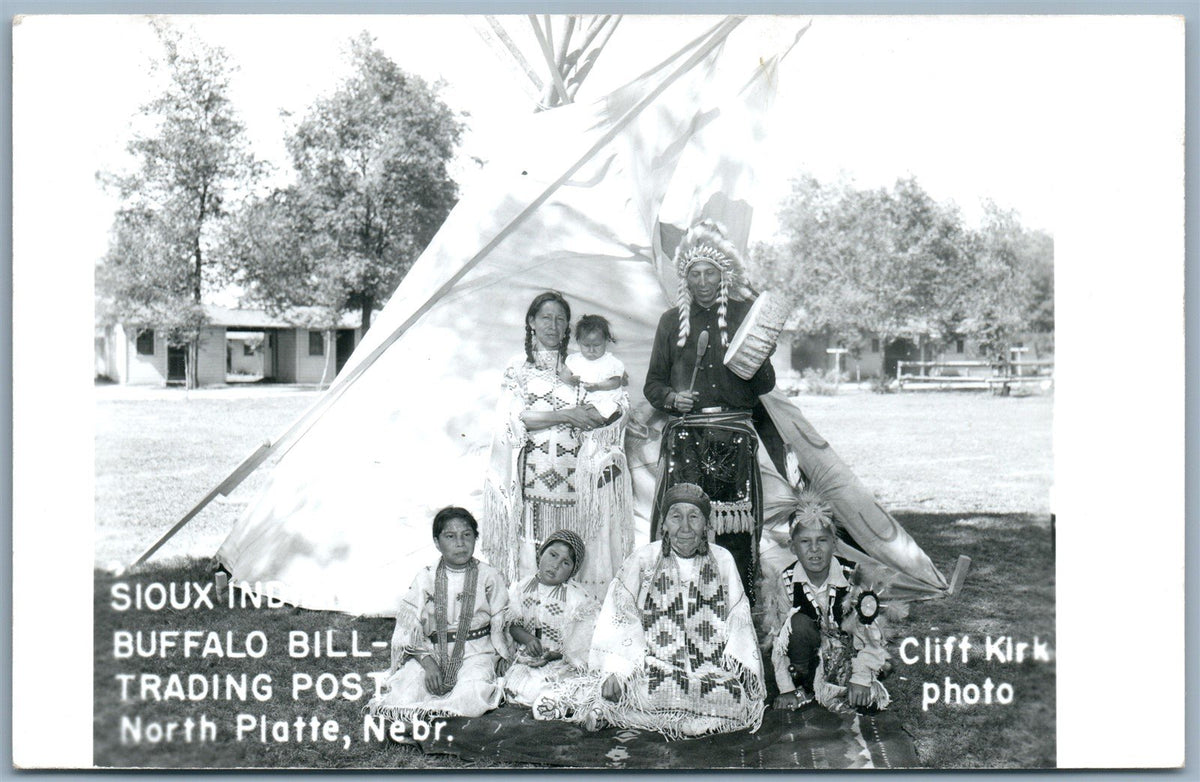 SIOUX INDIAN BUFFALO BILL TRADING POST N.PLATTE VINTAGE REAL PHOTO POSTCARD RPPC