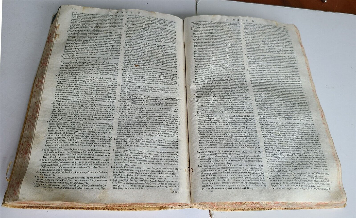 1585 LATIN DICTIONARY by AMBROSII CALEPINI DICTIONARUM antique VELLUM FOLIO